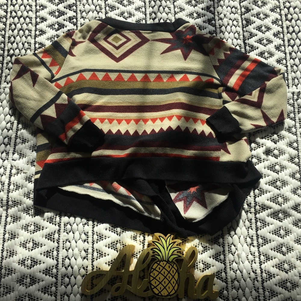Aztec Style Cardigan - Picture 4 of 4